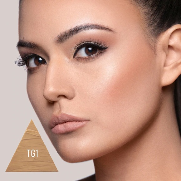 Lys Beauty TRIPLE FIX FULL COVERAGE BRIGHTENING CONCEALER in TG1 - Picture 3 of 3